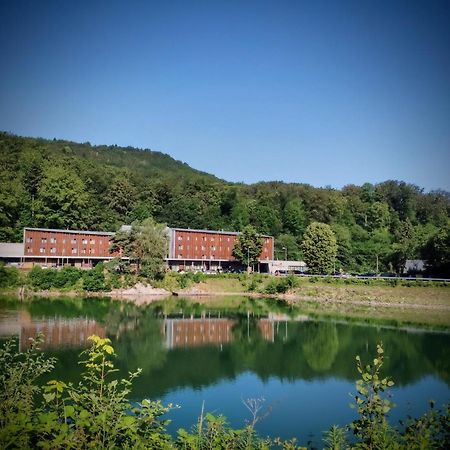 Salamandra Hotel Banská Štiavnica Exteriör bild