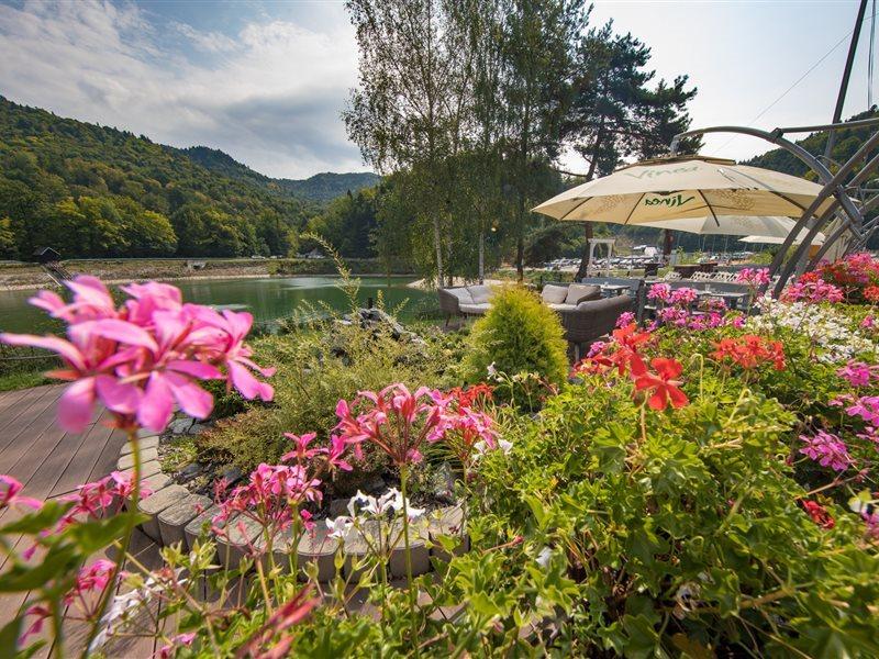 Salamandra Hotel Banská Štiavnica Exteriör bild